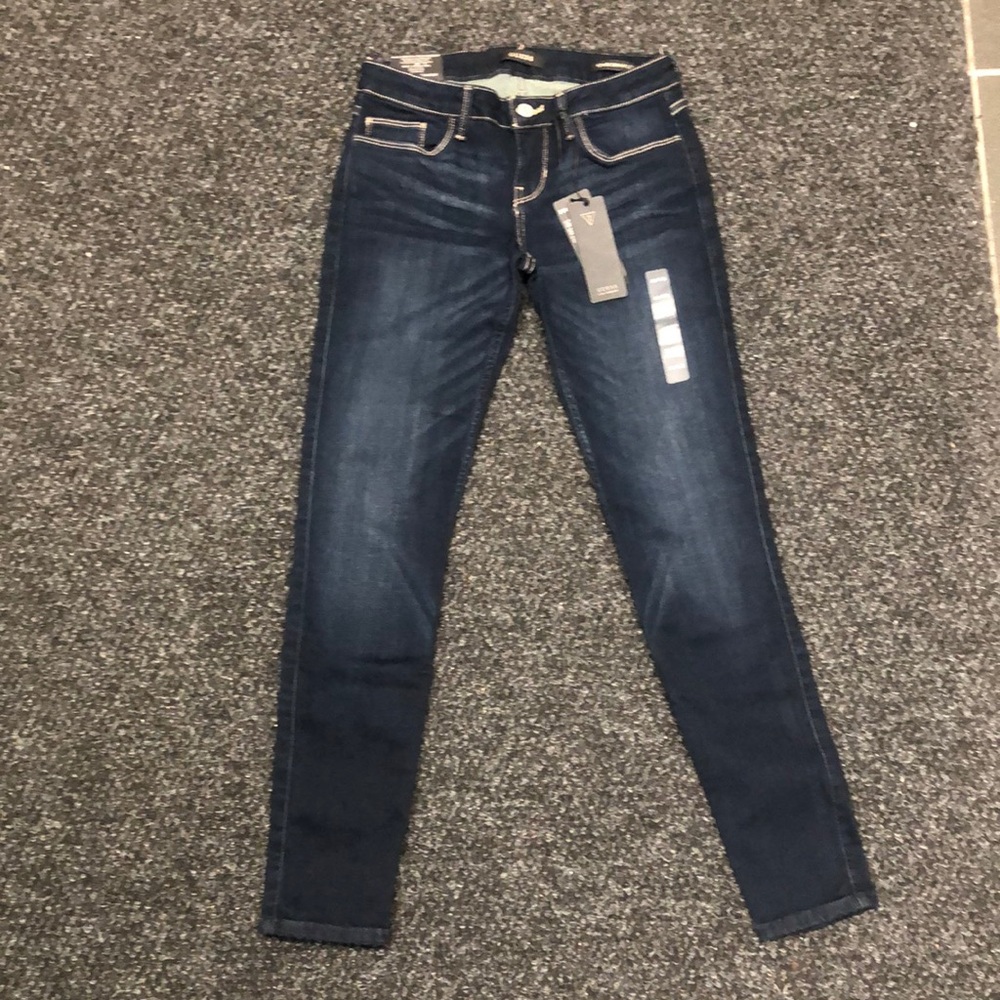 Guess Power Skinny Low